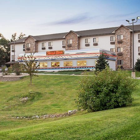 Baymont By Wyndham Glenwood Hotel Екстериор снимка